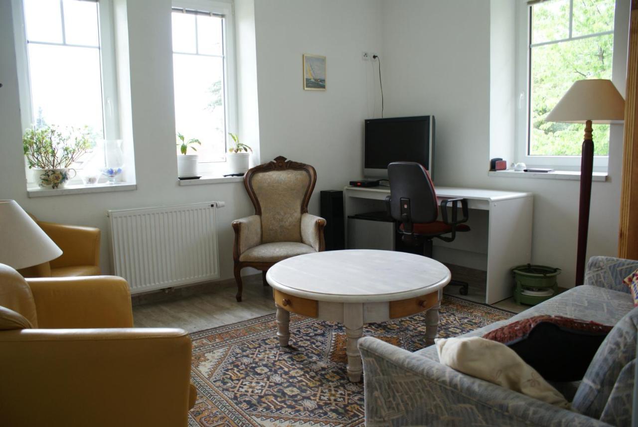 B&B En Mini-Camping Pension Kidafo Libuň Quarto foto